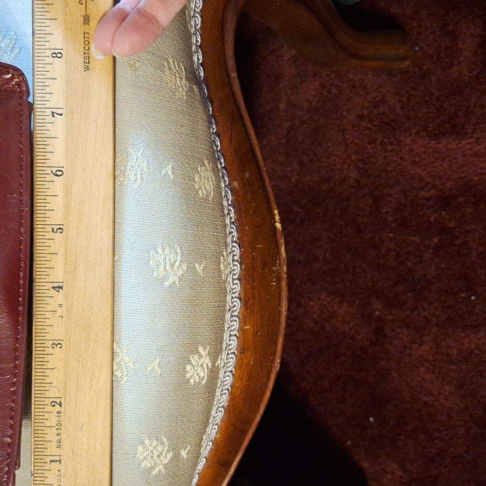 Burgundy Handbag - Picture 5 of 16